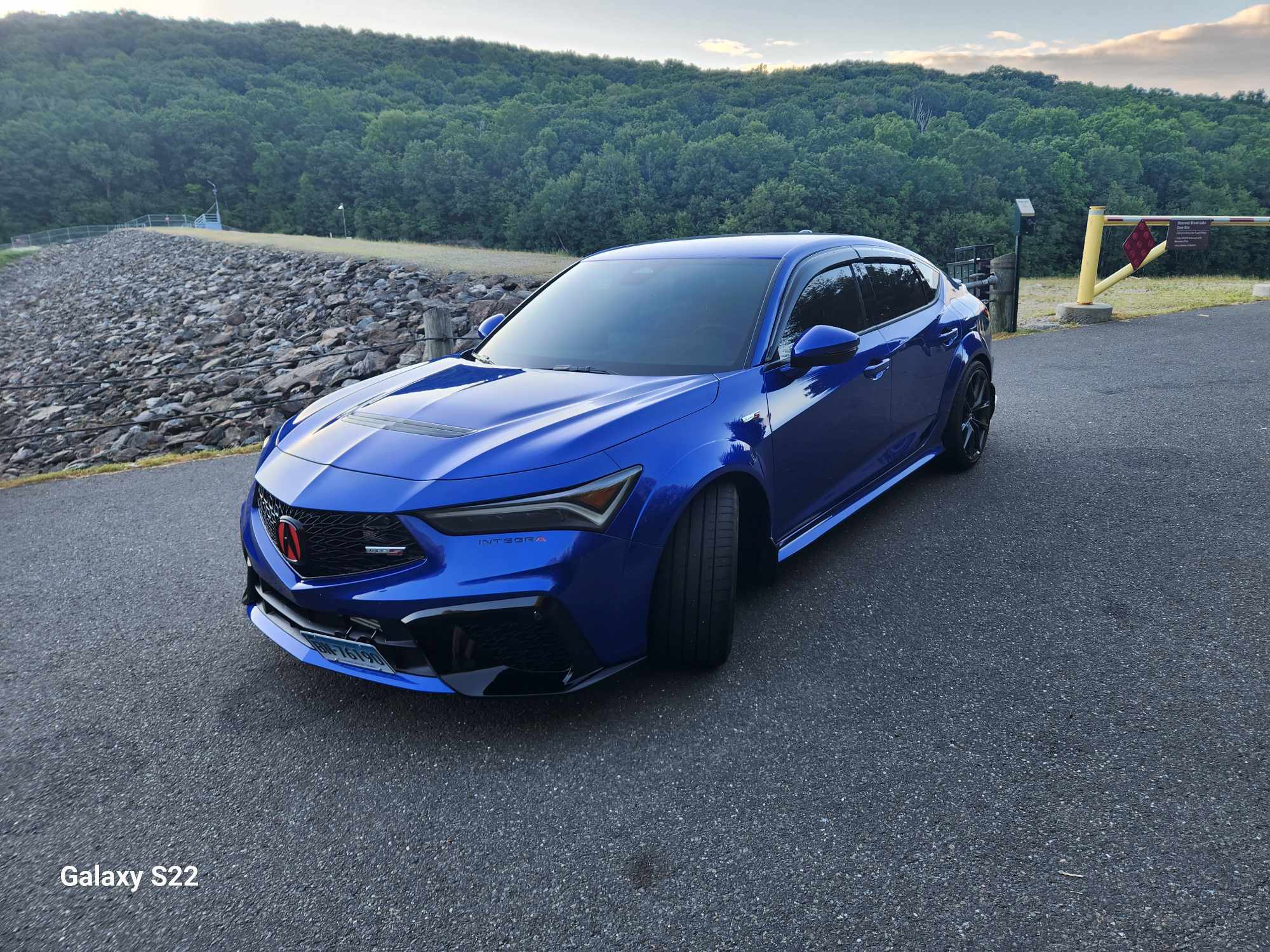 Acura Integra Tint Examples 4891c9dc-e409-44ea-9e1e-f88ea983b15f (1)