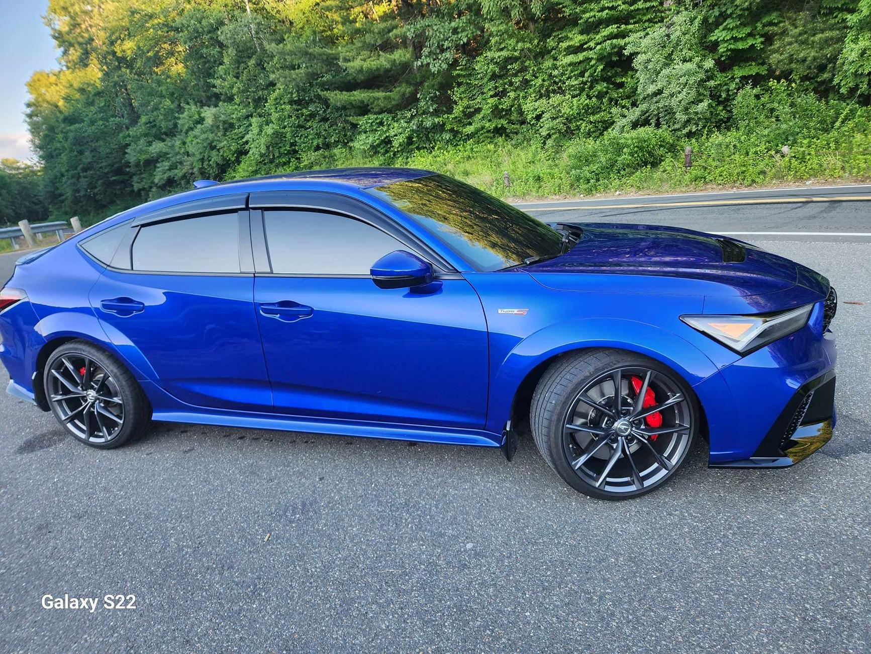 Acura Integra Factory rain guards 1a08f9db-ae12-40b5-9fcb-cffe4bea9b59