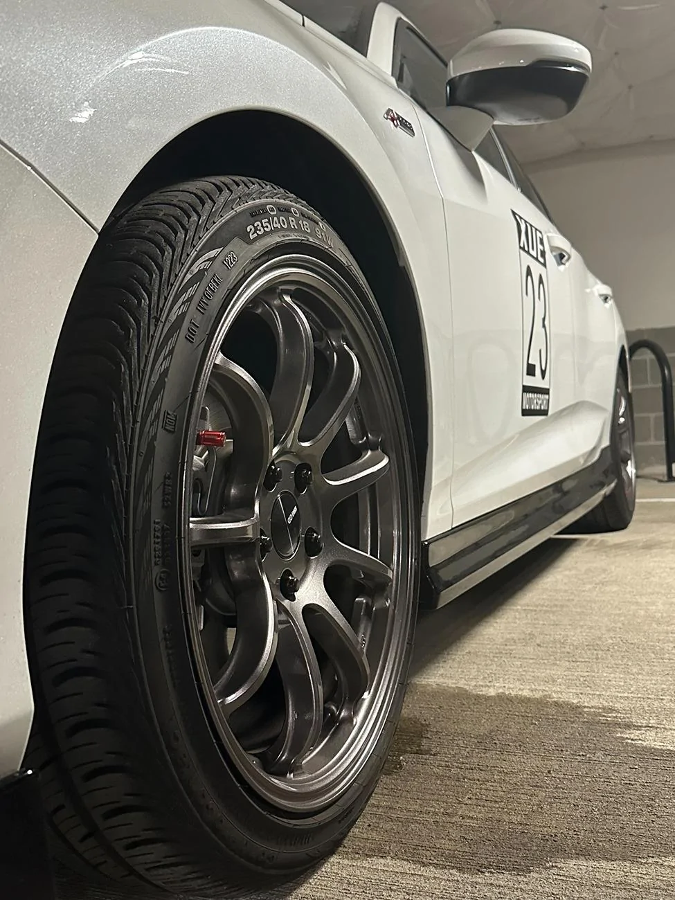 Acura Integra Mod: Enkei PF09 + Front Splitter + Side Skirts IMG_8027