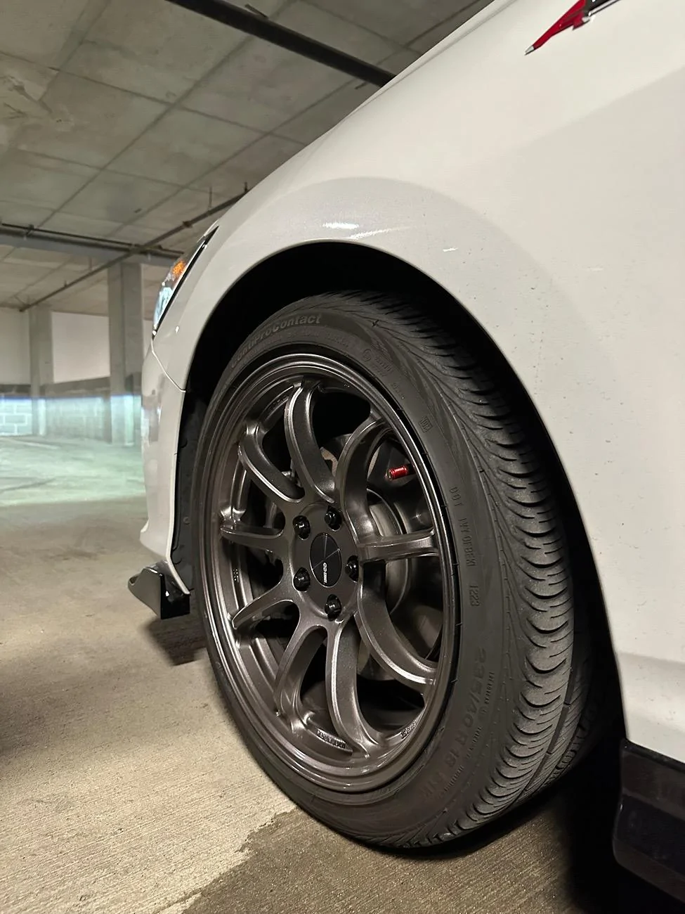 Acura Integra Mod: Enkei PF09 + Front Splitter + Side Skirts IMG_8061