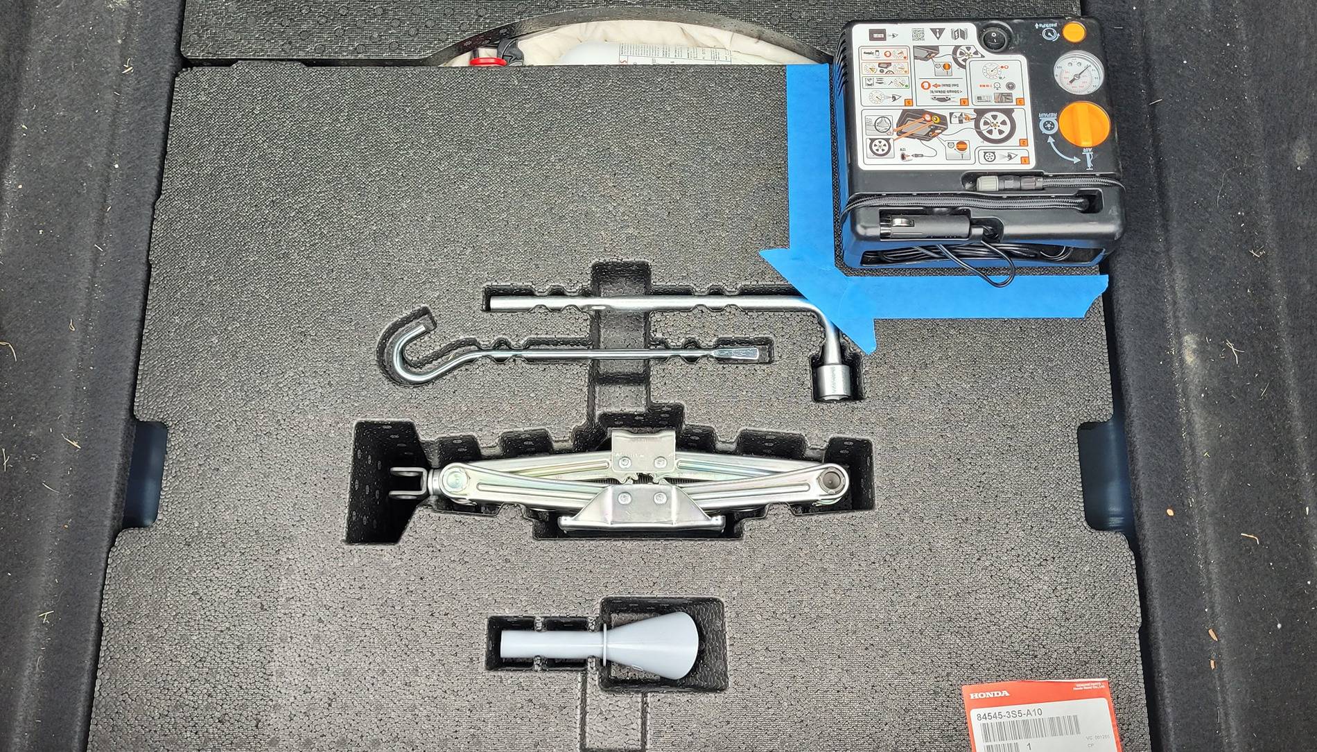 Acura Integra Spare plus fix-a-flat 20240831_104958