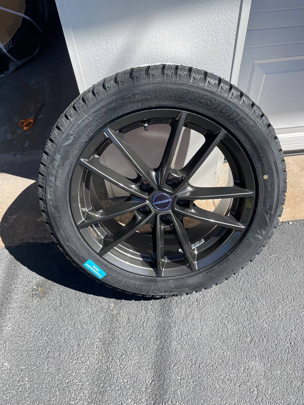 Acura Integra Got My Snow Tires Today IMG_2448