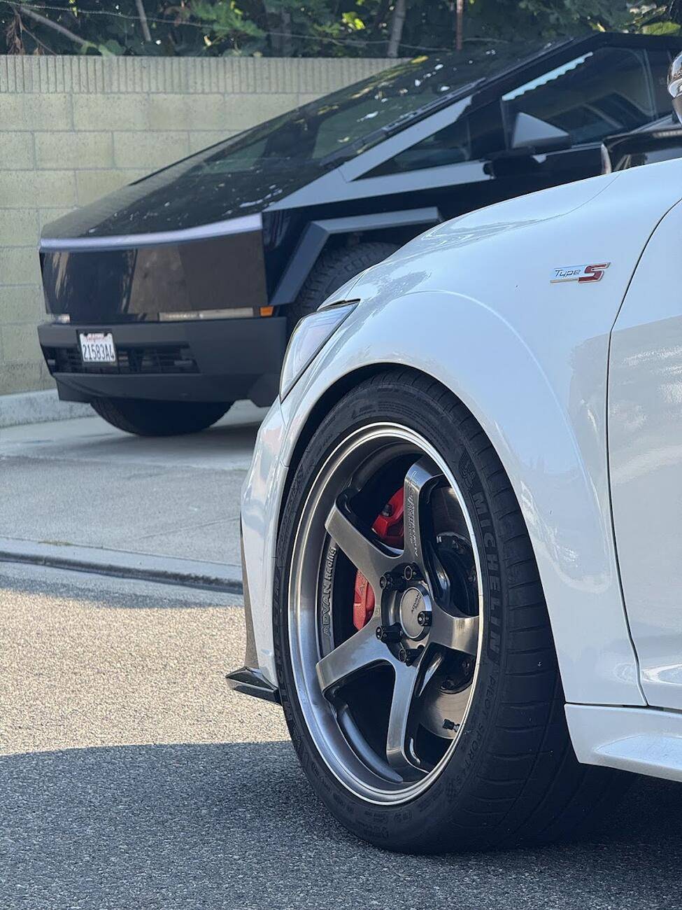 Acura Integra Yokohama Advan GT Beyond 275/35/19 1727044886060-r1