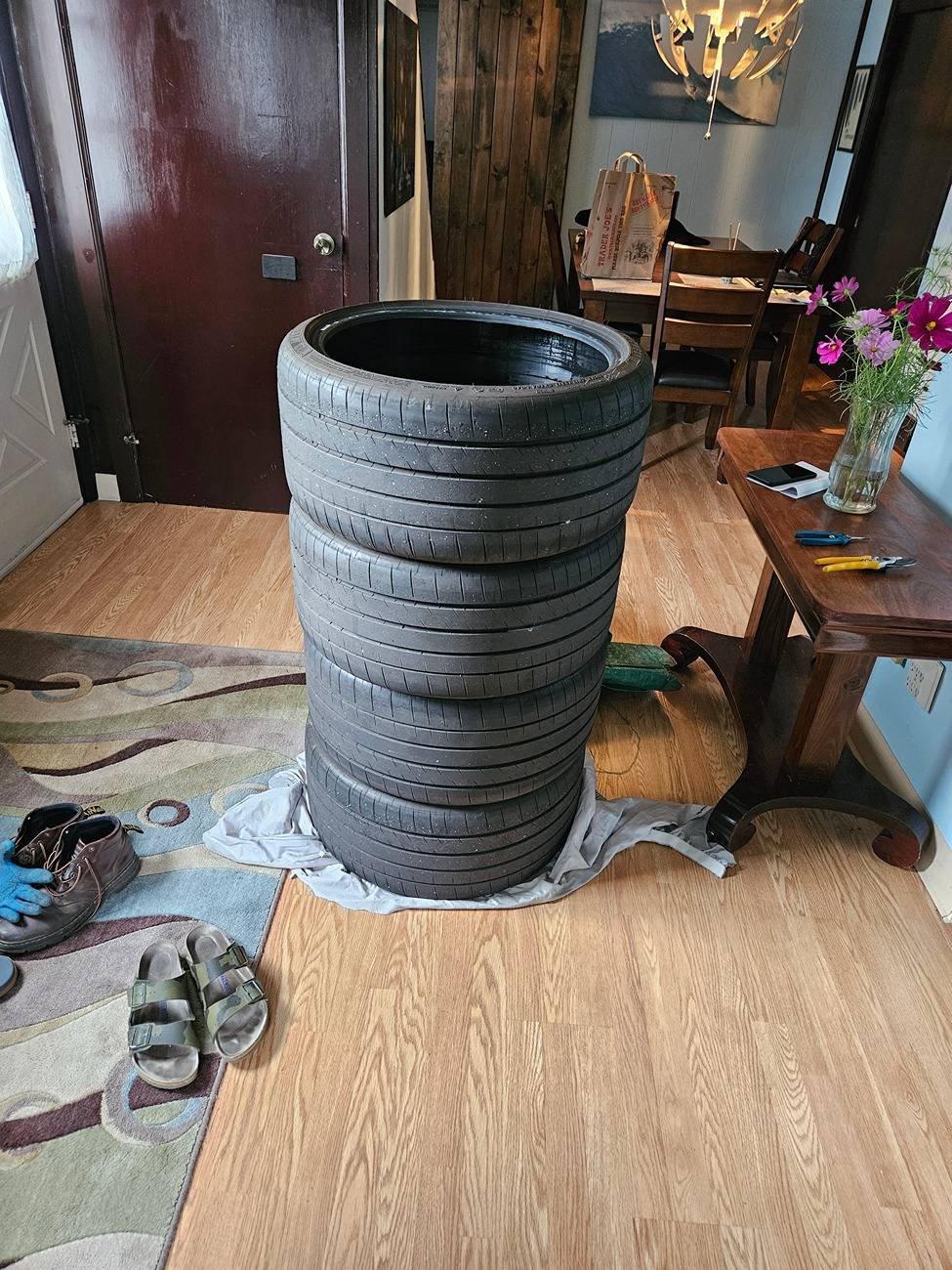 Acura Integra High performance 266 30 19 like new 20240928_160638