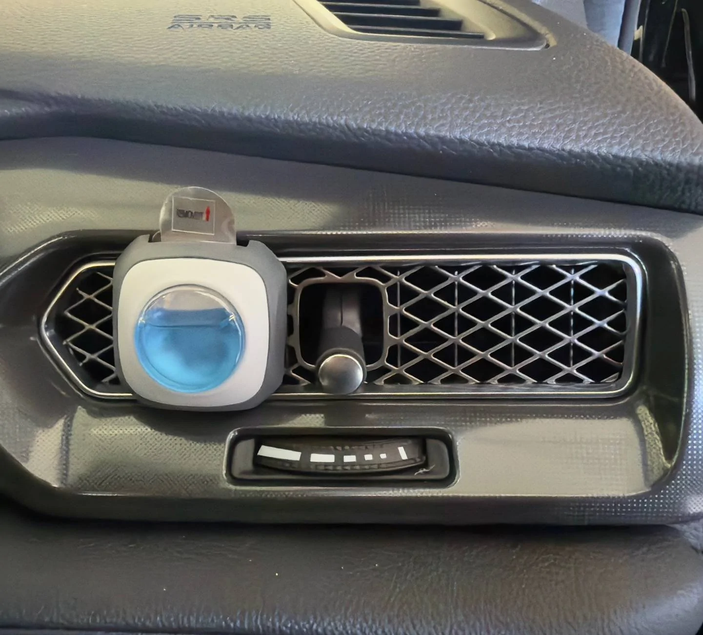 Acura Integra Honeycomb Vent Air Freshener Acura Integra IMG_2701