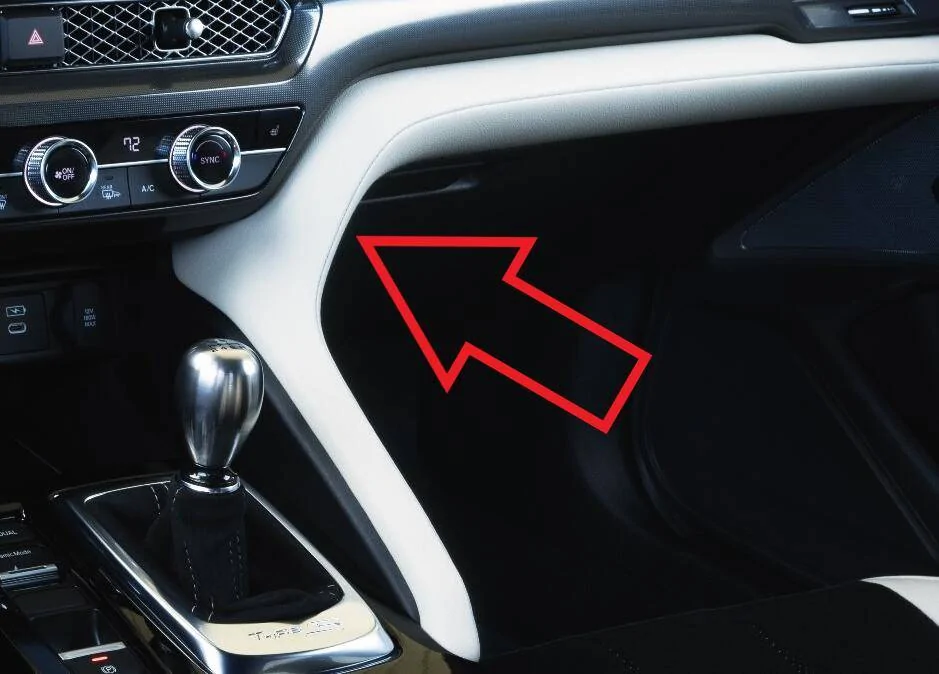 Acura Integra What rattles does your ITS have? knee rattl