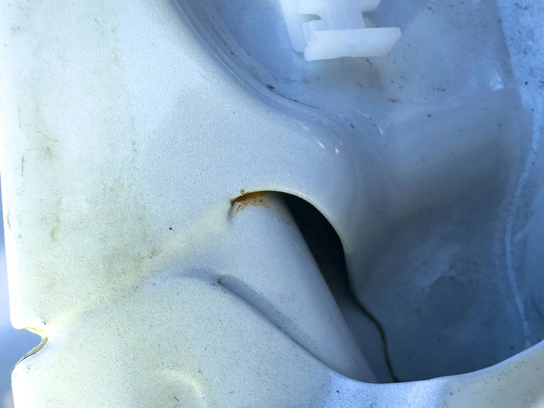 Acura Integra Rust under weather strip? IMG_4464