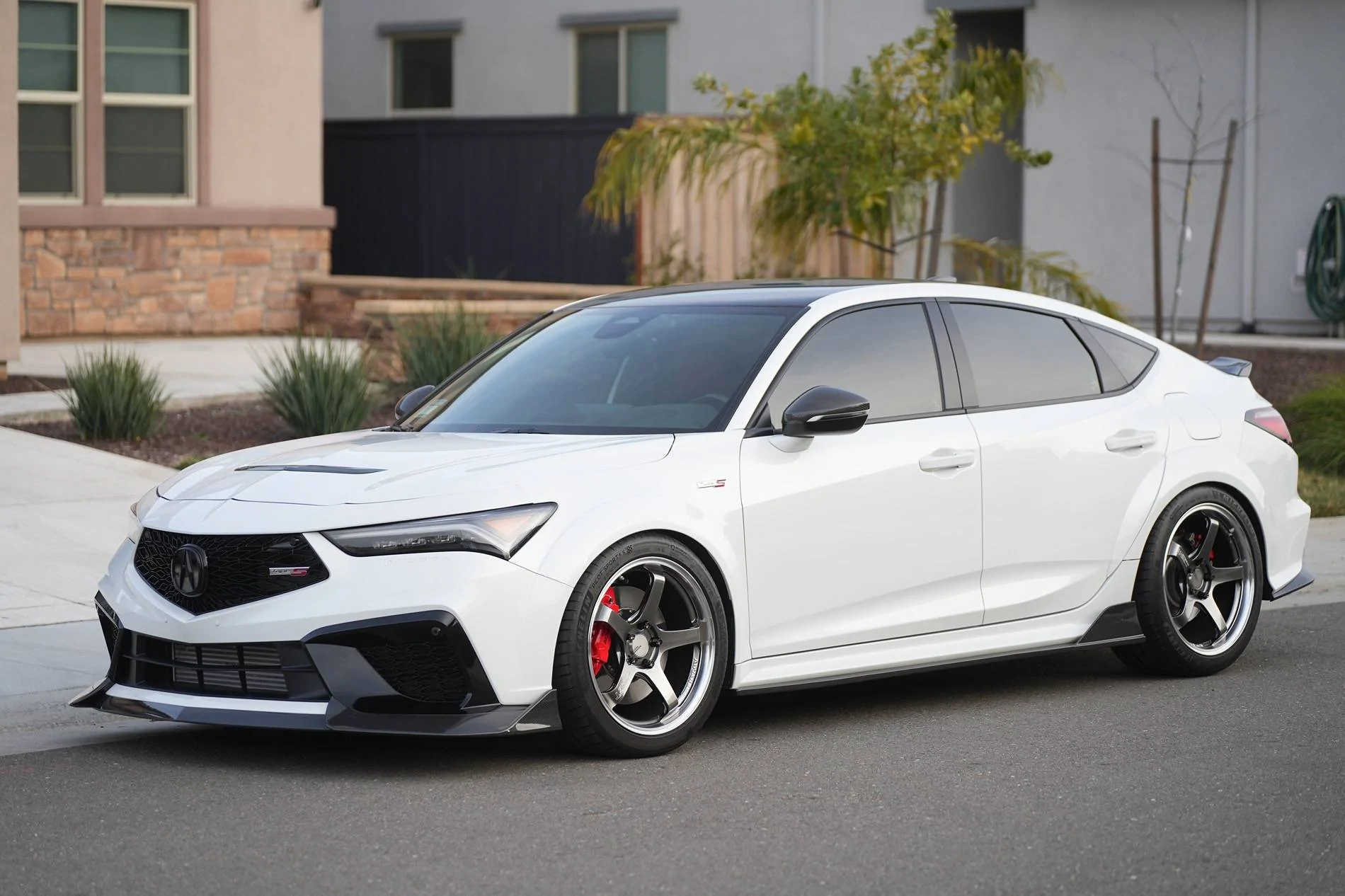 Acura Integra Trunk lip/spoilers DSC03825