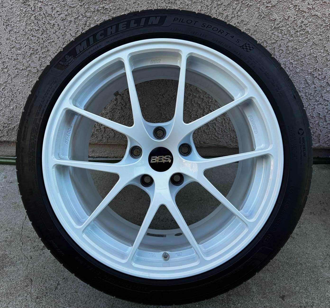 Acura Integra FS: BBS RI-A 18x9.5 ET40 5x120 & PS4S 265-35-18 Tires IMG_2391