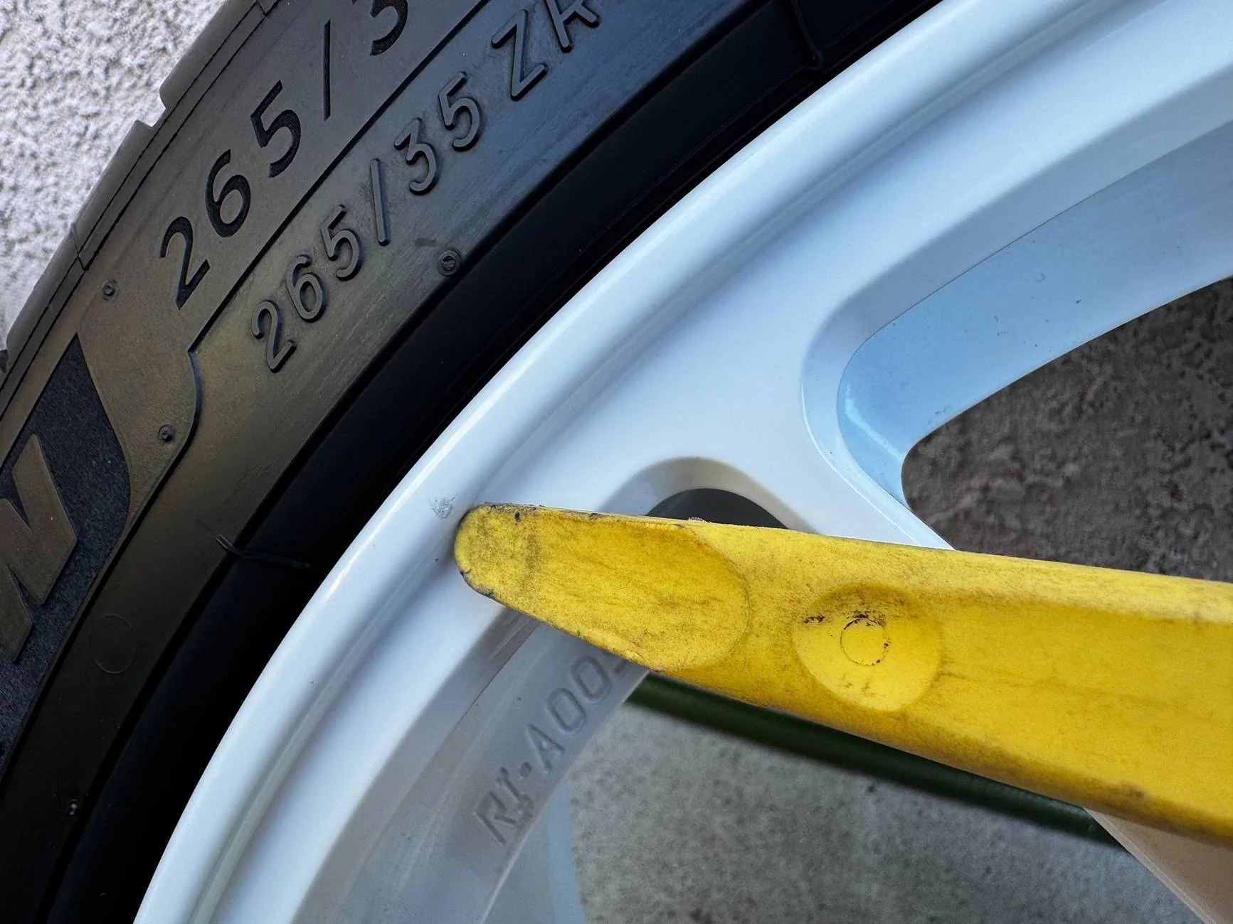 Acura Integra FS: BBS RI-A 18x9.5 ET40 5x120 & PS4S 265-35-18 Tires IMG_2396