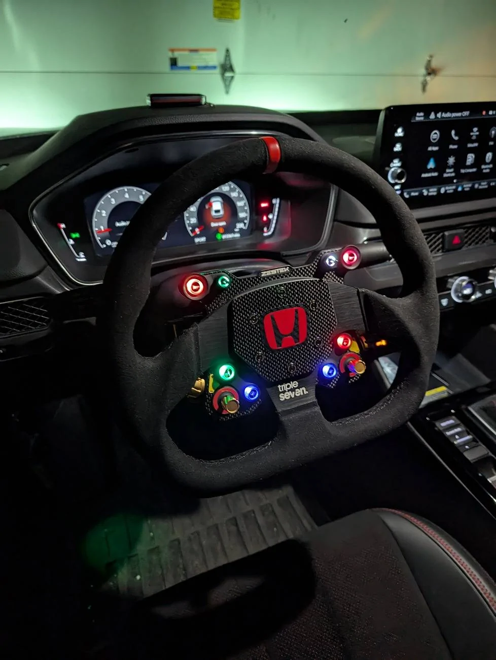 Acura Integra Anyone change there steering wheel yet ? 1000000727