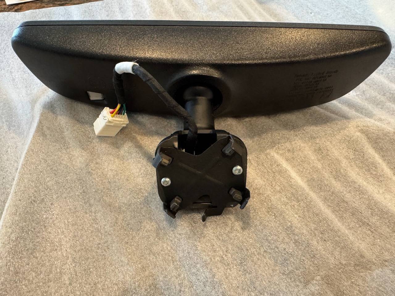 Acura Integra Honda dimming/Homelink mirror with modified Dongar adapter mirror3