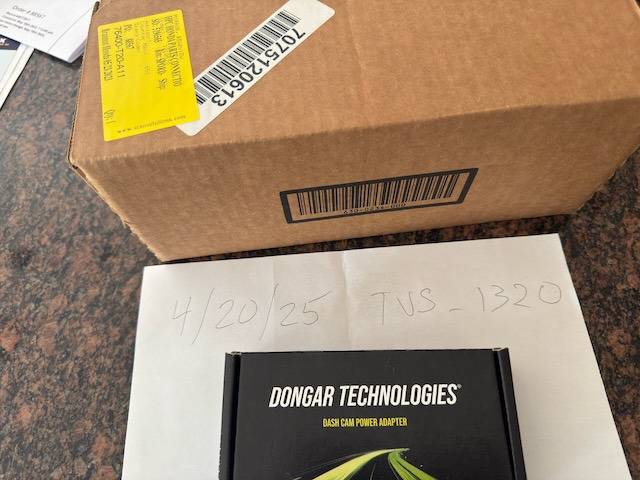 Acura Integra Honda dimming/Homelink mirror with modified Dongar adapter mirror_user_dat