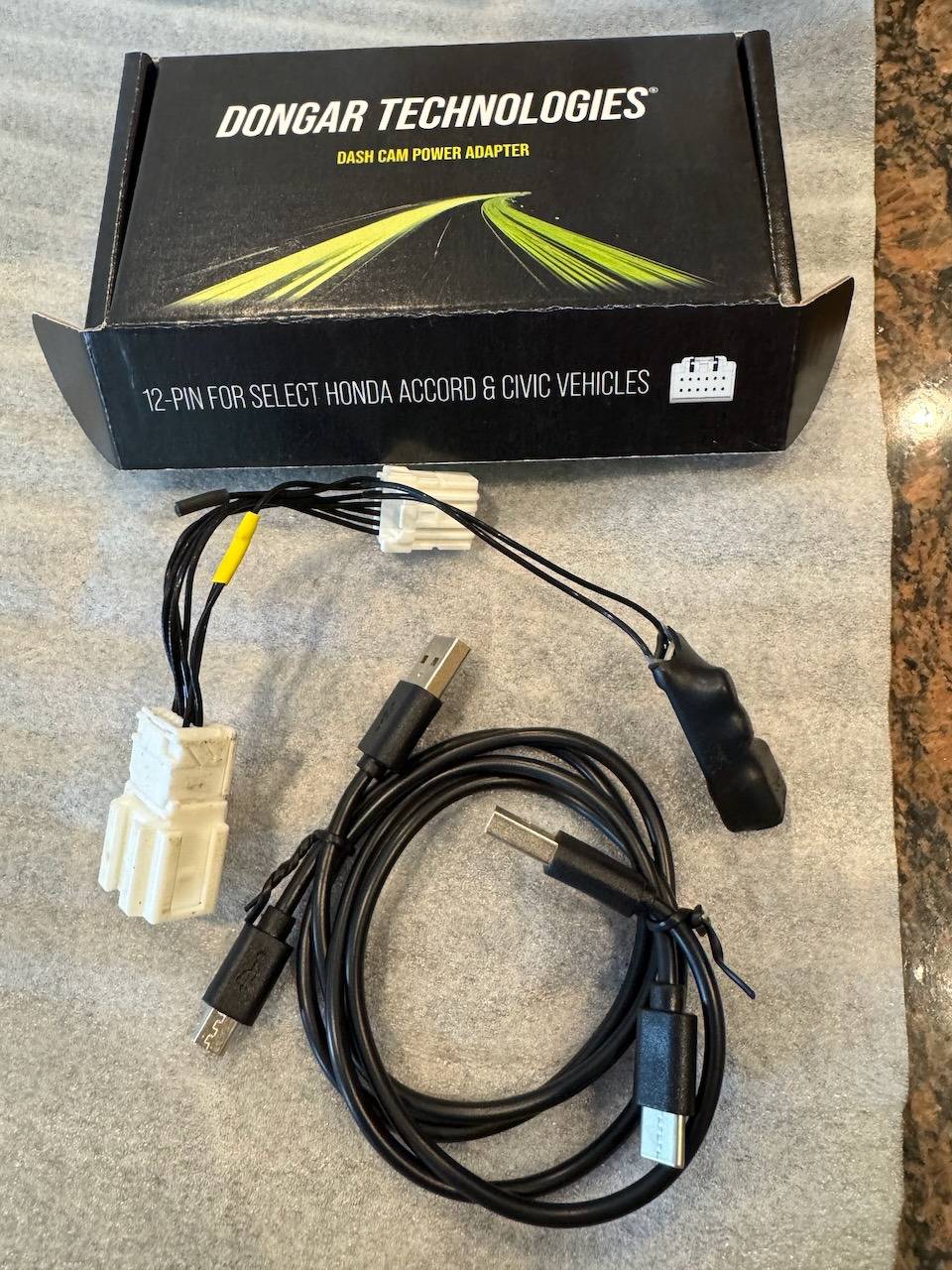 Acura Integra Honda dimming/Homelink mirror with modified Dongar adapter dongar1