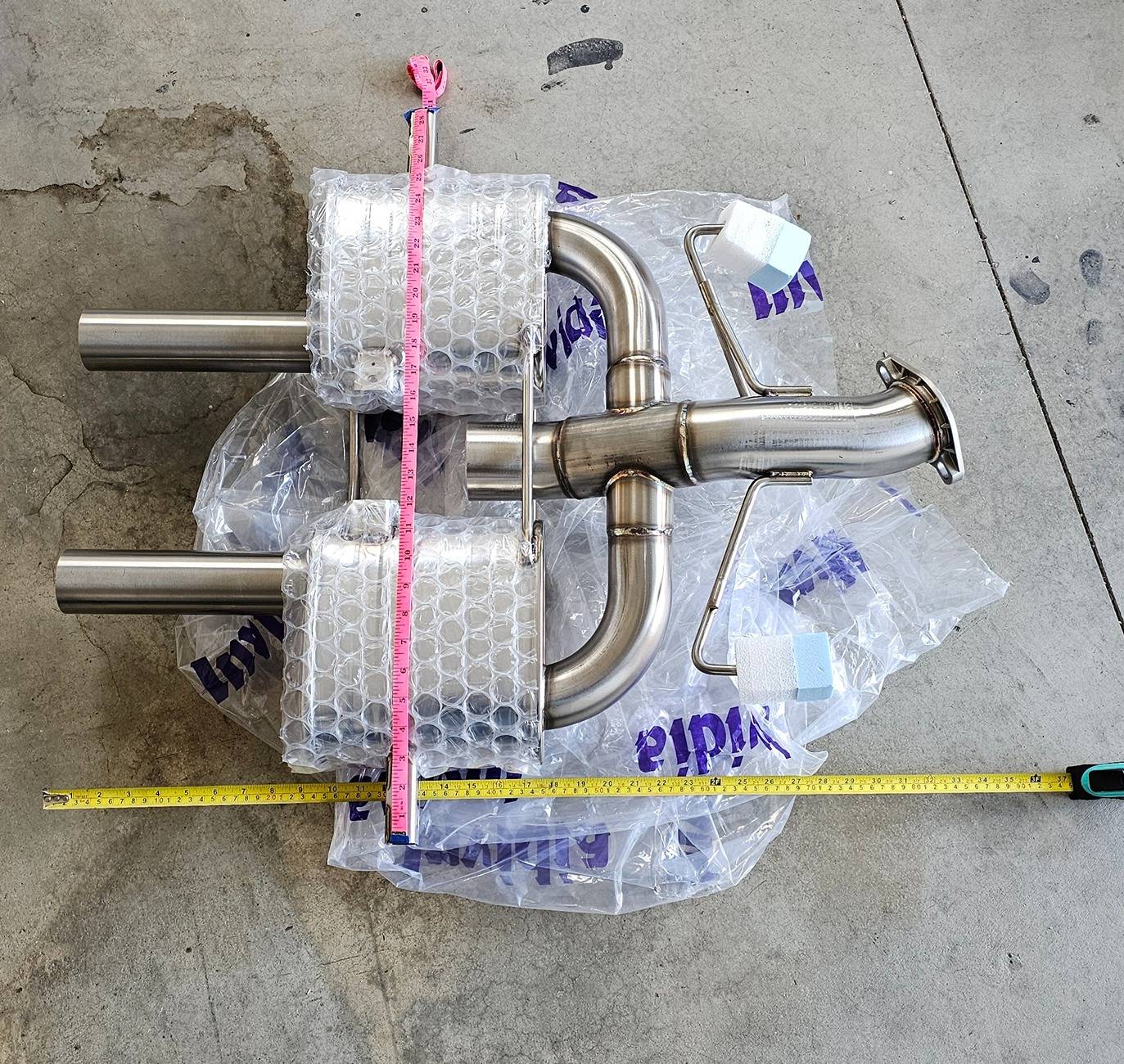 Acura Integra DE5 Type S Invidia Q300 install + sound clips 20250128_121935