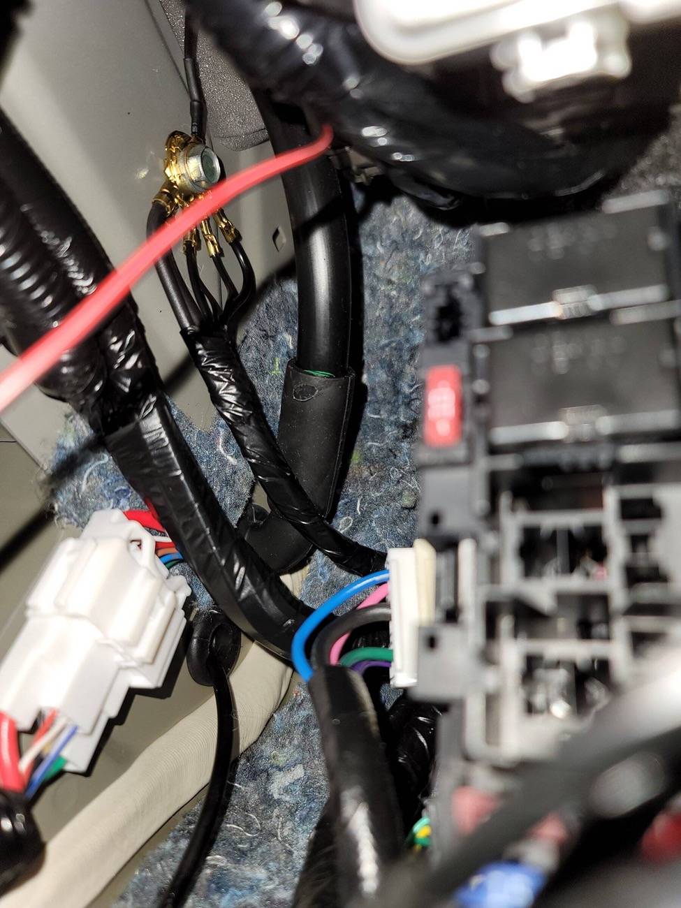 Acura Integra Where is the ground bolt near the fusebox? 1747315588689-nd