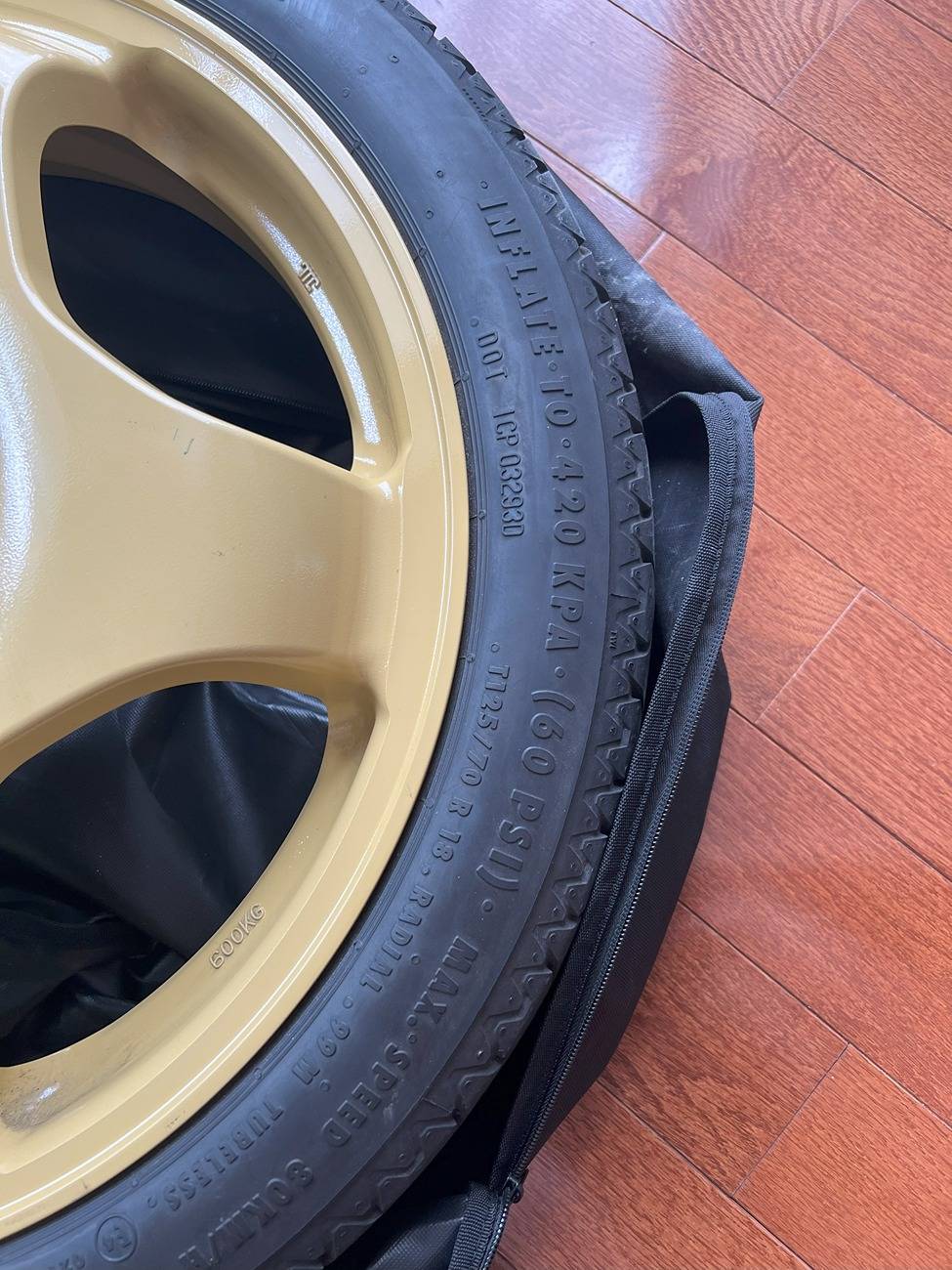 Acura Integra Honda Civic type R OEM spare tire. IMG_9422