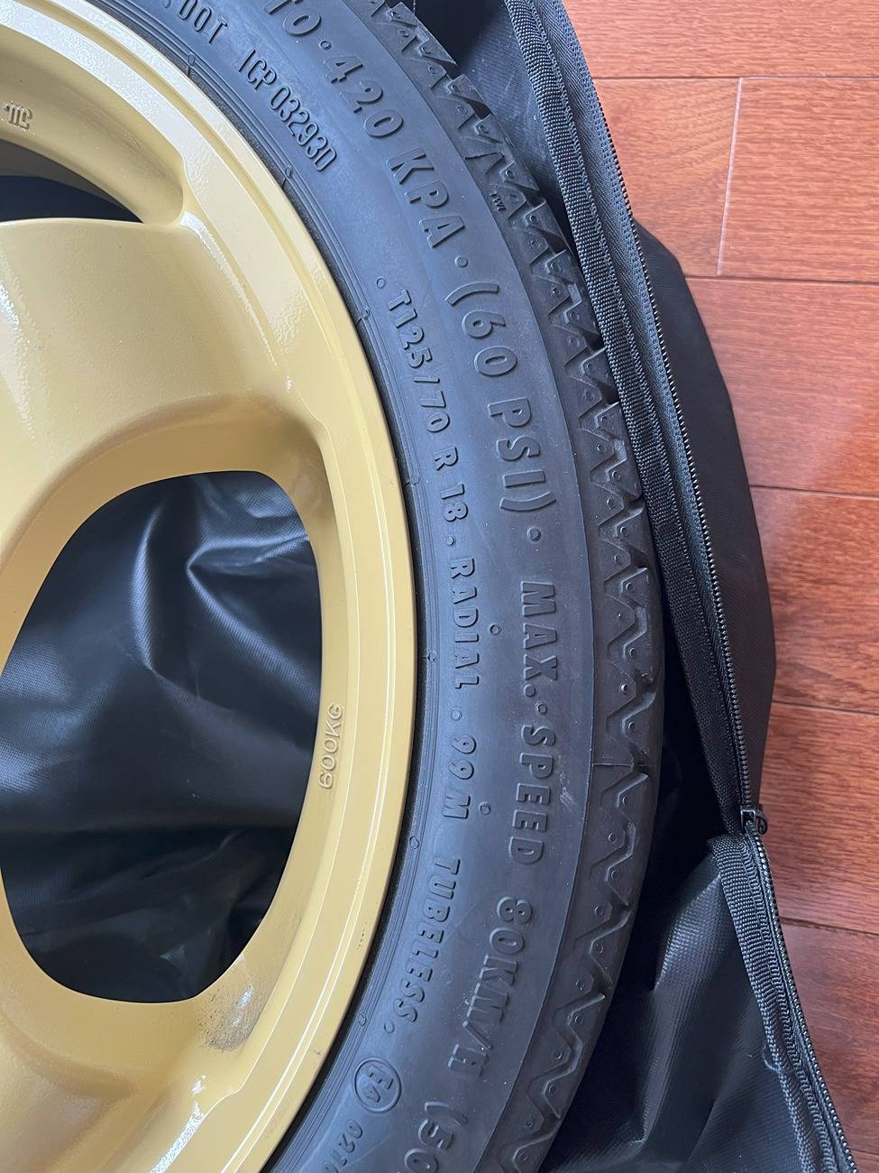 Acura Integra Honda Civic type R OEM spare tire. IMG_9423