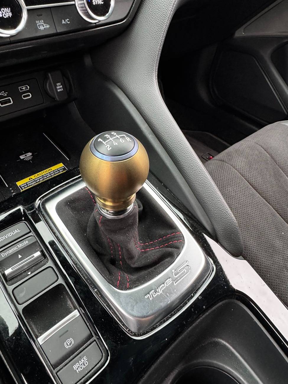 Acura Integra Show me your knobs IMG_0516