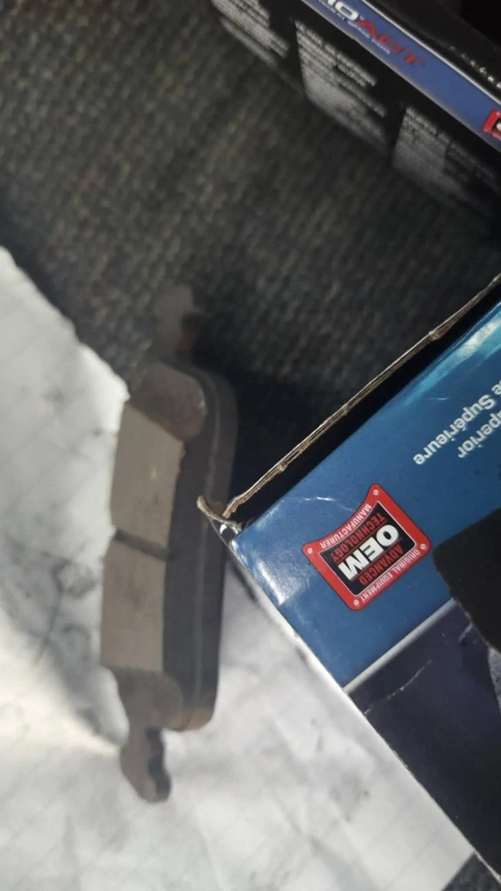 Acura Integra How do you know when your brakes are toast? RB2.1