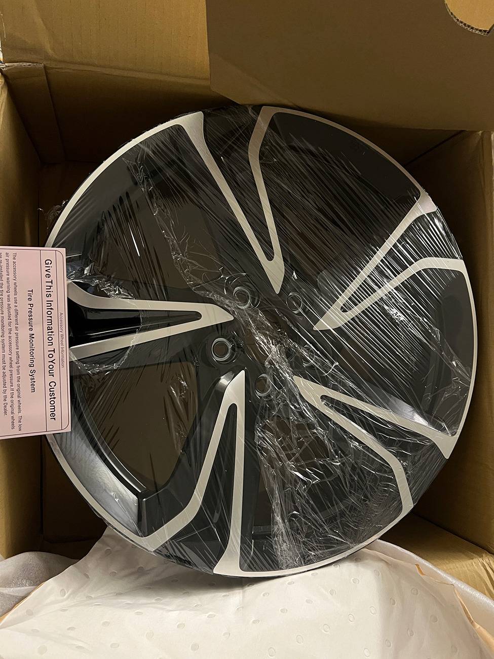 Acura Integra TPMS Question IMG_8092