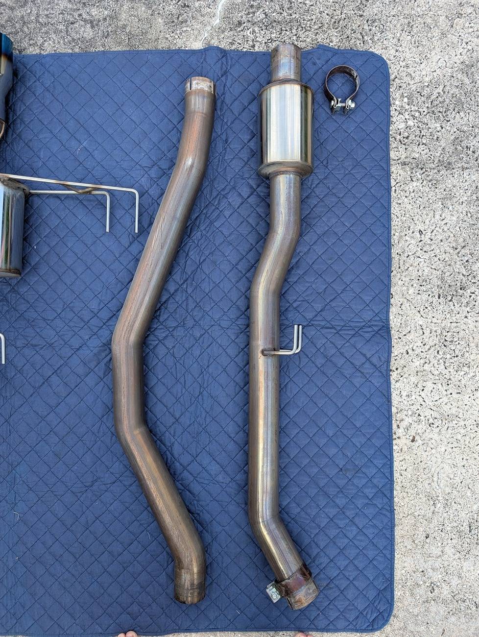 Acura Integra [FL] AWE Touring Exhaust for DE5 w/ Burnt titanium tips PXL_20250630_223829647