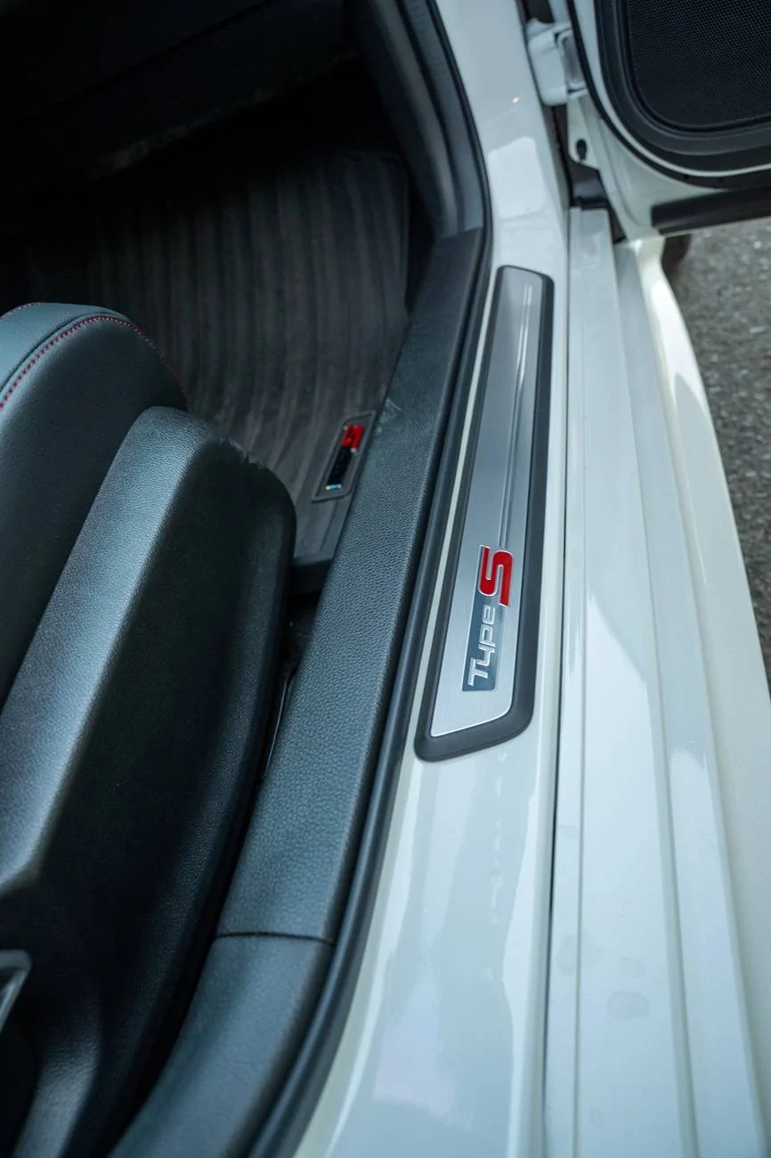 Acura Integra For Sale: 2024 Acura Integra Type-S – 6MT – 12k Miles – Clean Title Integra-21