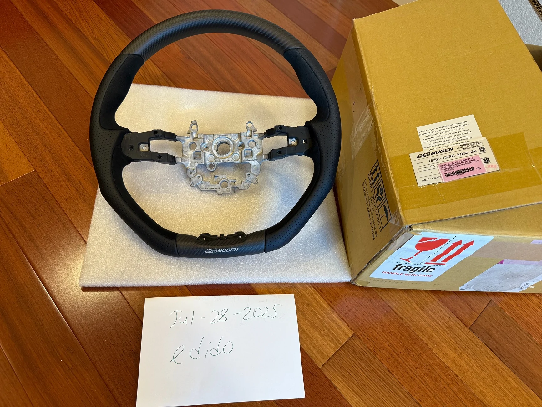 Acura Integra FS: Mugen FL5 DE5 Sports Steering Wheel IMG_5760