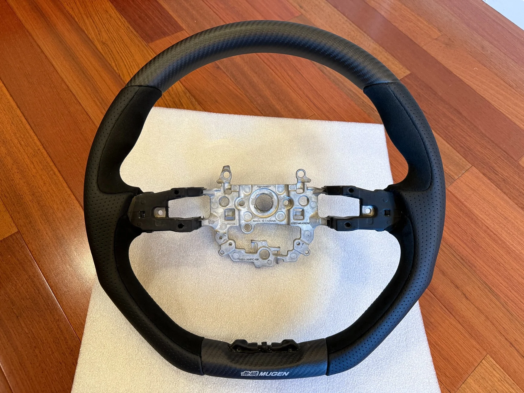 Acura Integra FS: Mugen FL5 DE5 Sports Steering Wheel IMG_5756