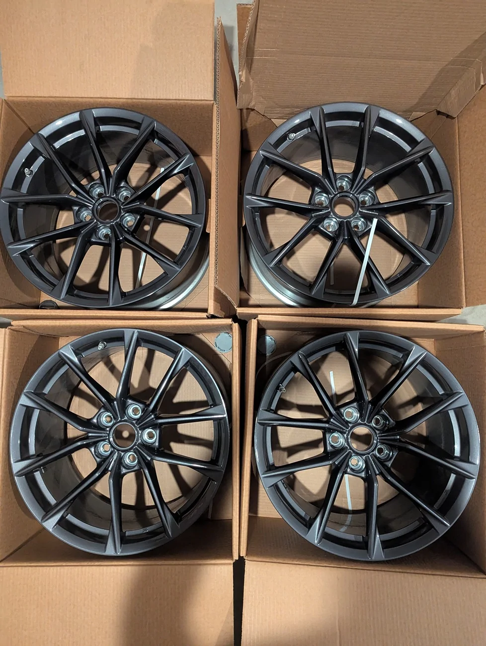 Acura Integra Like new OEM 2024 ITS wheels for sale - 1,000 PXL_20250303_205012551