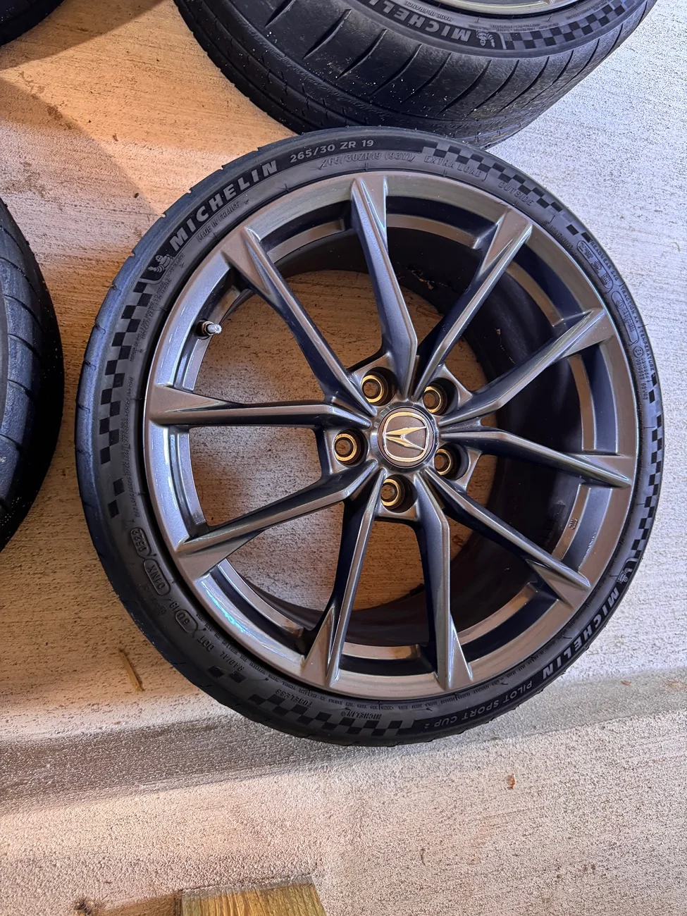 Acura Integra FS: OEM Wheels w/ Michelin Pilot Sport Cup 2 Tires and TPMS IMG_3156