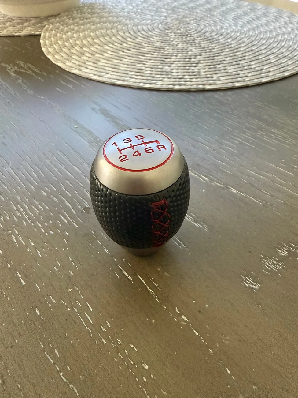 Acura Integra Type S OEM parts (steering wheel/shift knob/passenger pad) IMG_0834