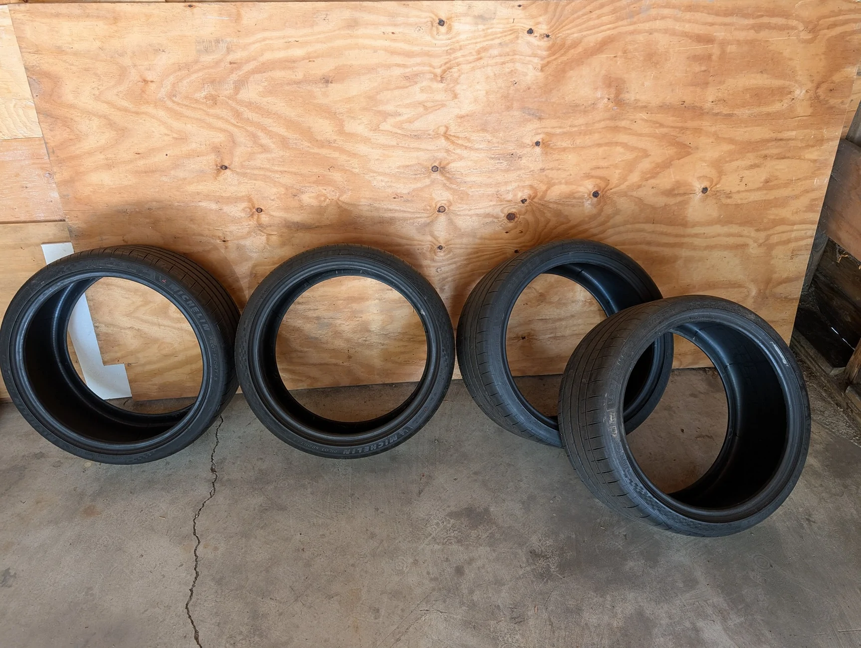 Acura Integra Integra Type S OEM tires for sale -- Michelin Pilot Sport 4S 265/30/19 $600 for all 4 1000026500