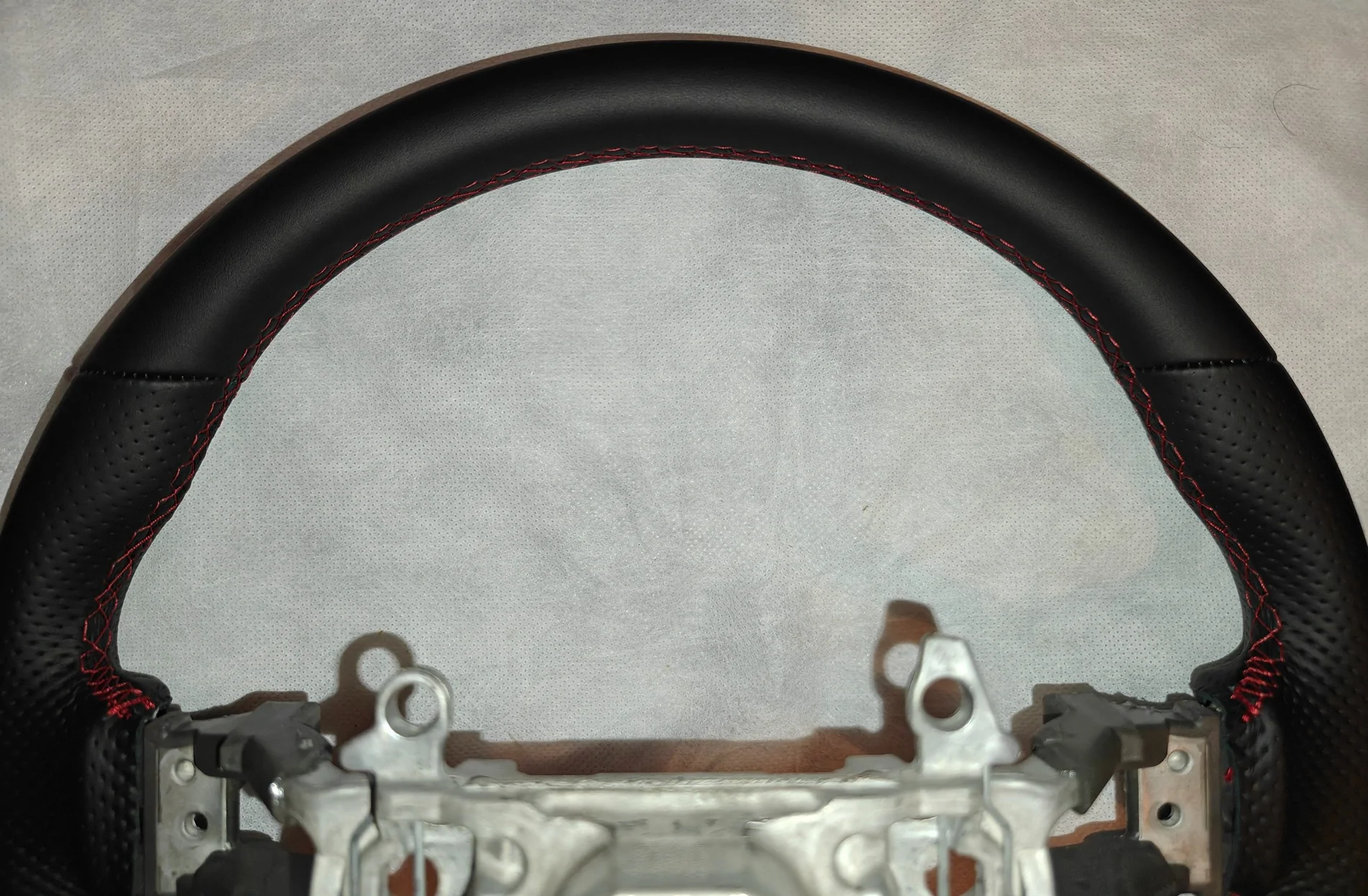 Acura Integra FS: DE5 Type S factory steering wheel, only 100 miles on it! Ceramic coated! IMG20250822214119