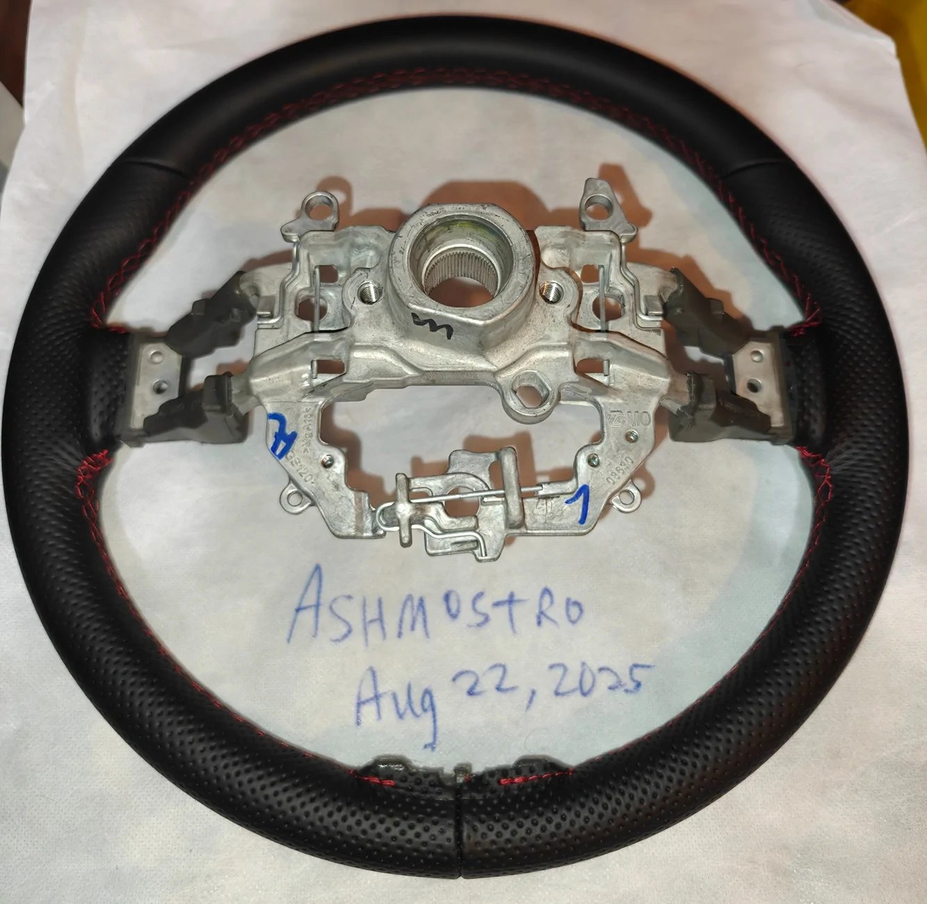 Acura Integra FS: DE5 Type S factory steering wheel, only 100 miles on it! Ceramic coated! IMG20250822214109