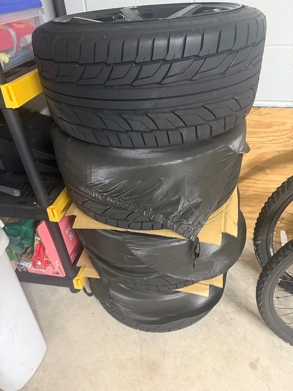 Acura Integra Enkei TS-5’s w tires!! IMG_2318