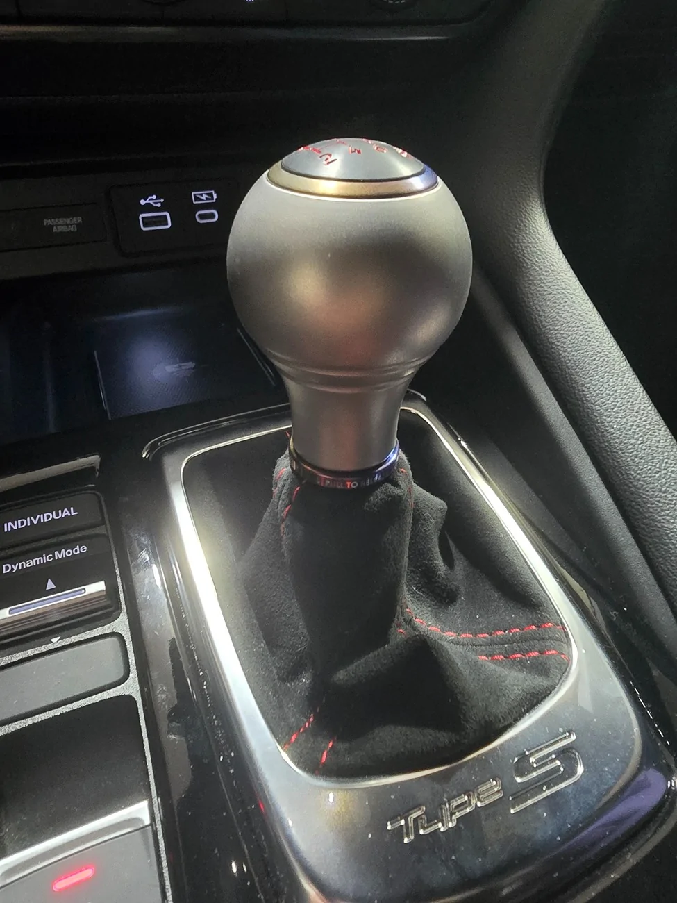 Acura Integra Shift boot holder upper for aftermarket knobs 20250123_181407
