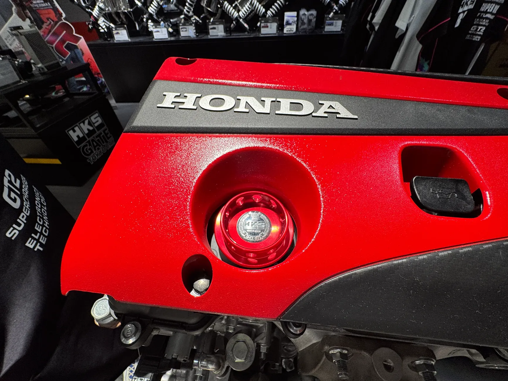 Acura Integra FS: Genuine HKS Oil Filler Cap IMG_2686