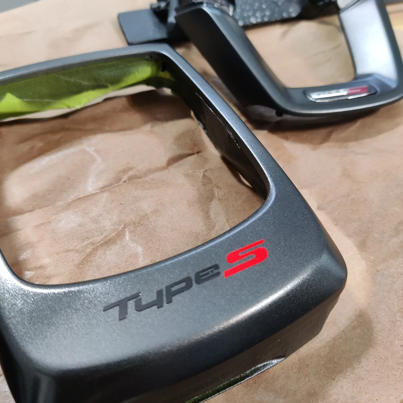 Acura Integra Painted steering wheel and shifter trim IMG_20251112_131636