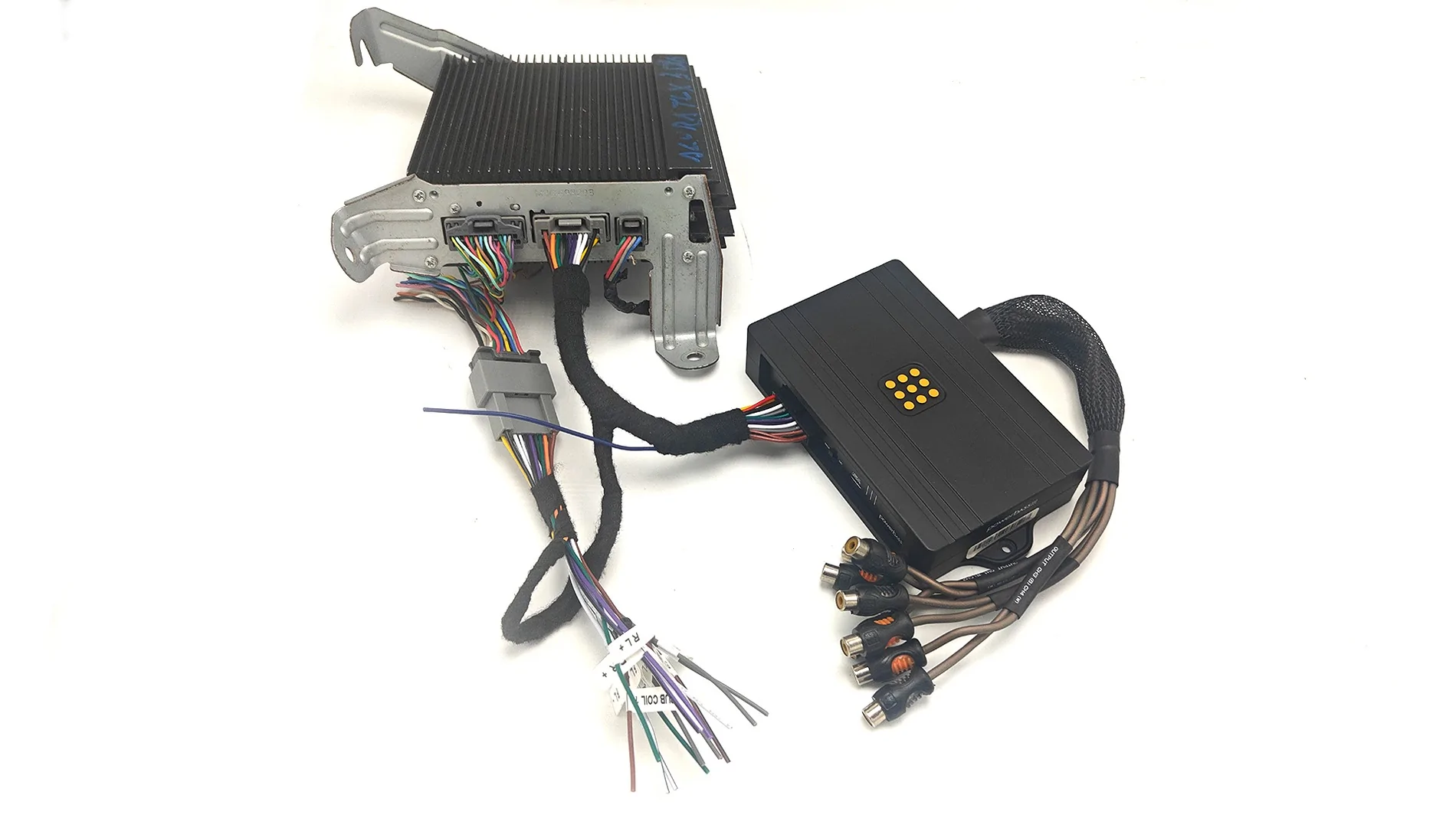 Acura Integra Factory ELS amplifier integration 1764856172000-6m