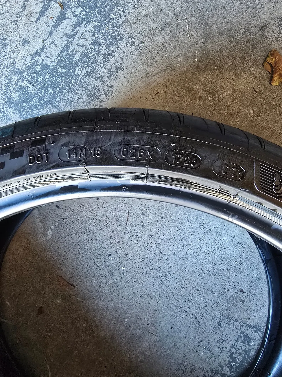 Acura Integra FS: OEM Michelin Pilot Sport 4S Tires 20251203_100015