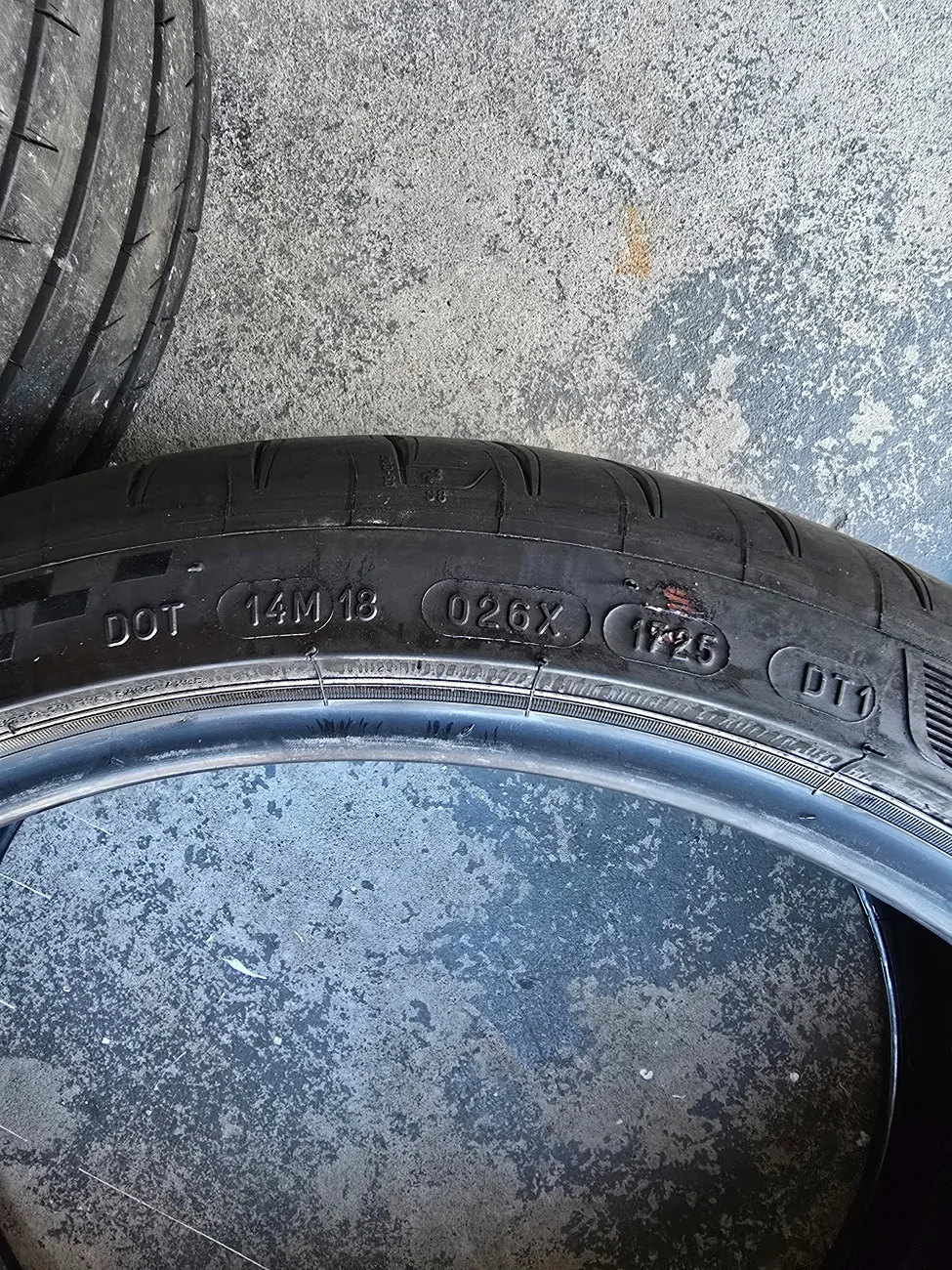 Acura Integra FS: OEM Michelin Pilot Sport 4S Tires 20251203_095954