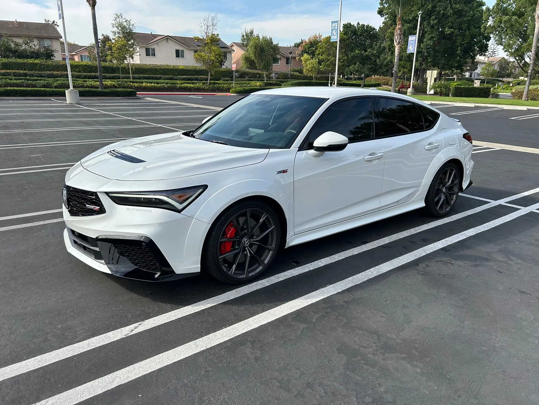 Acura Integra 2025 ITS white with red interior for sale IMG_2602