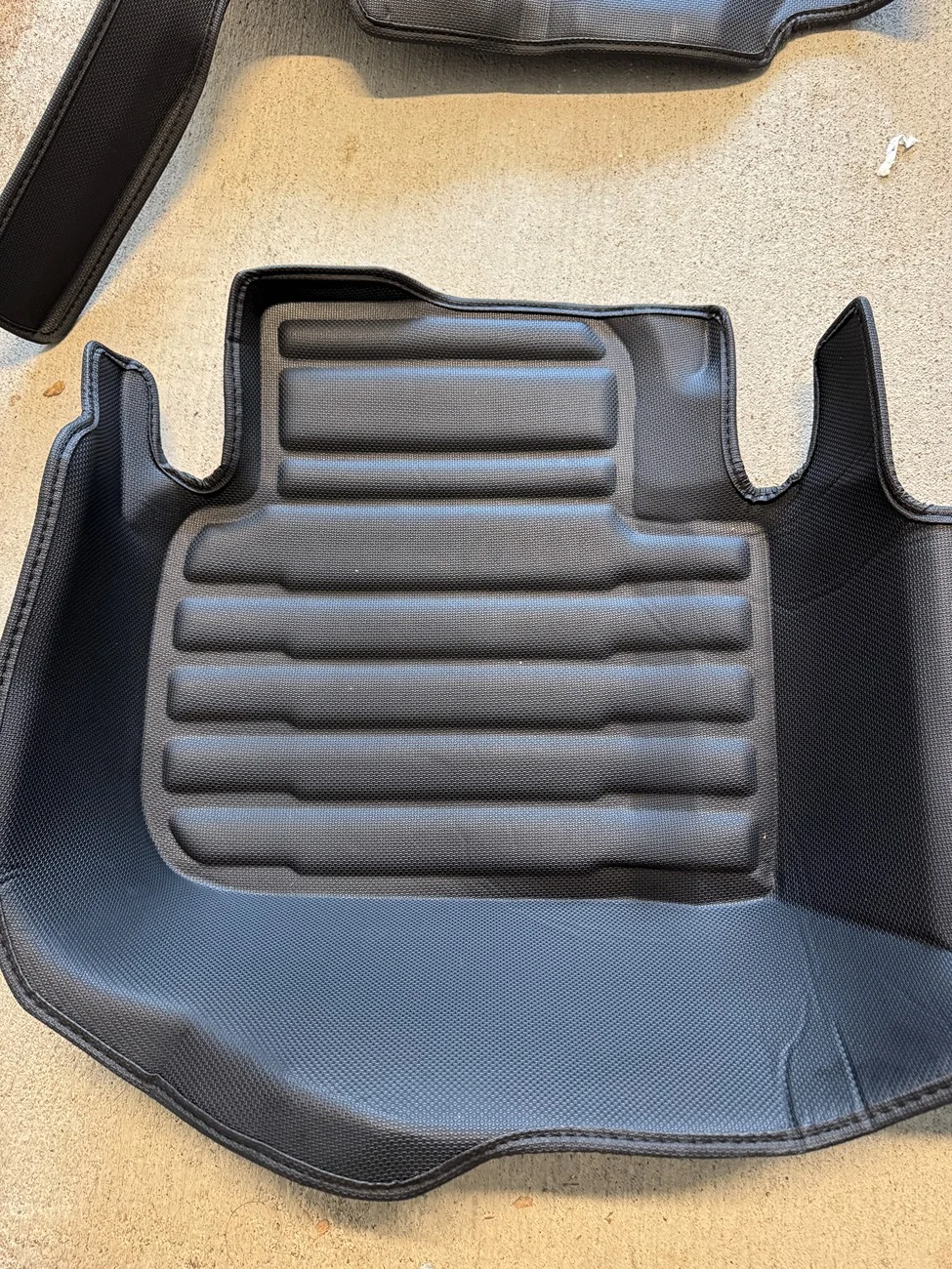 Acura Integra PART OUT: Acuity Stage 2 Shift Kit, Moshimoto Coolant Overflow Tank, Overland Designs Console Cover (Orchid Gray), TuxMats IMG_3104