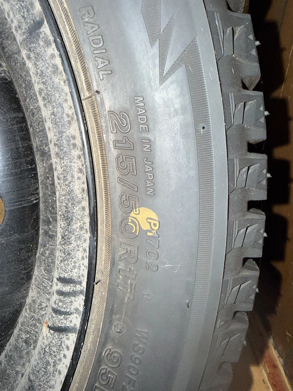 Acura Integra 215/50R-17 Bridgestone Blizzak Snow Tires & Rims IMG_0776