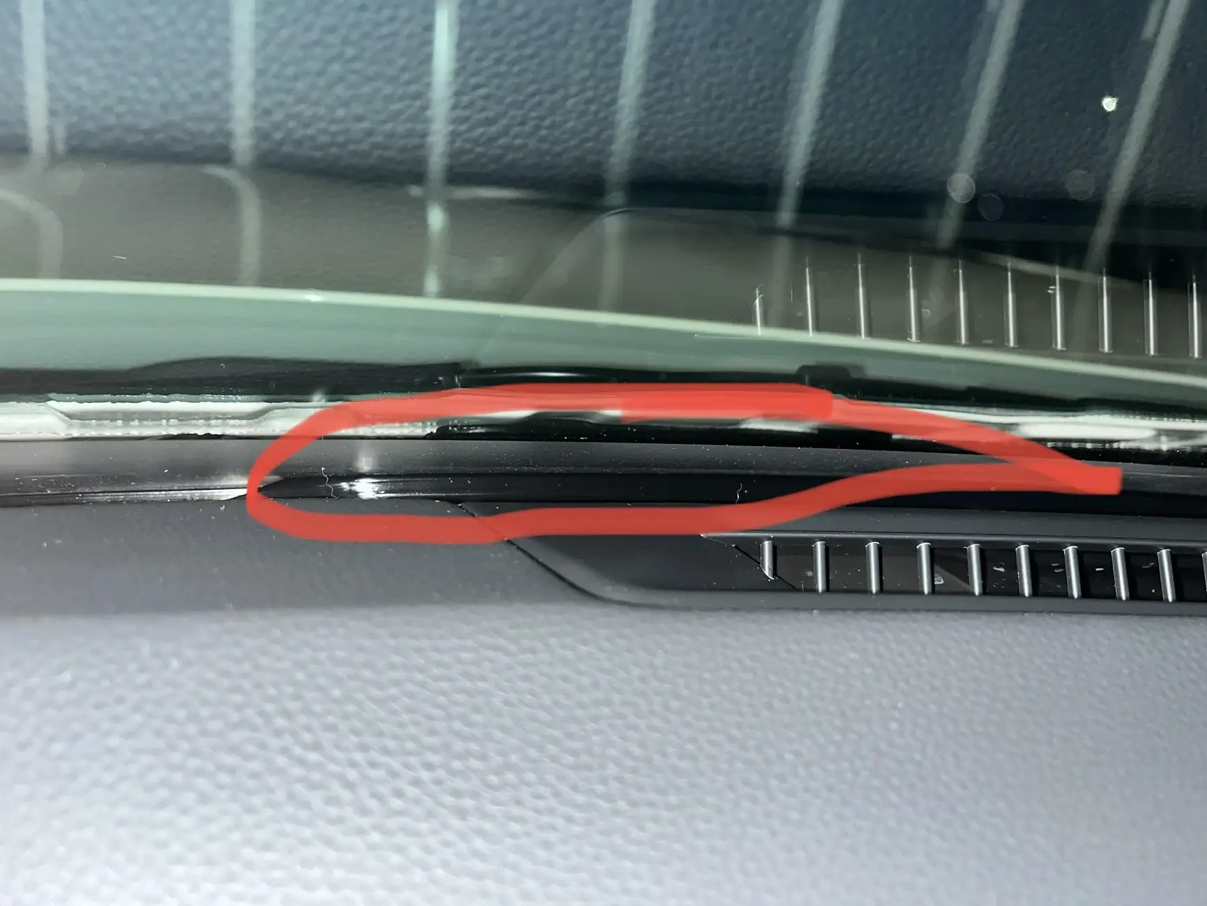 Acura Integra Foam Seal on Interior Windshield & Dash 1769122332583-kj