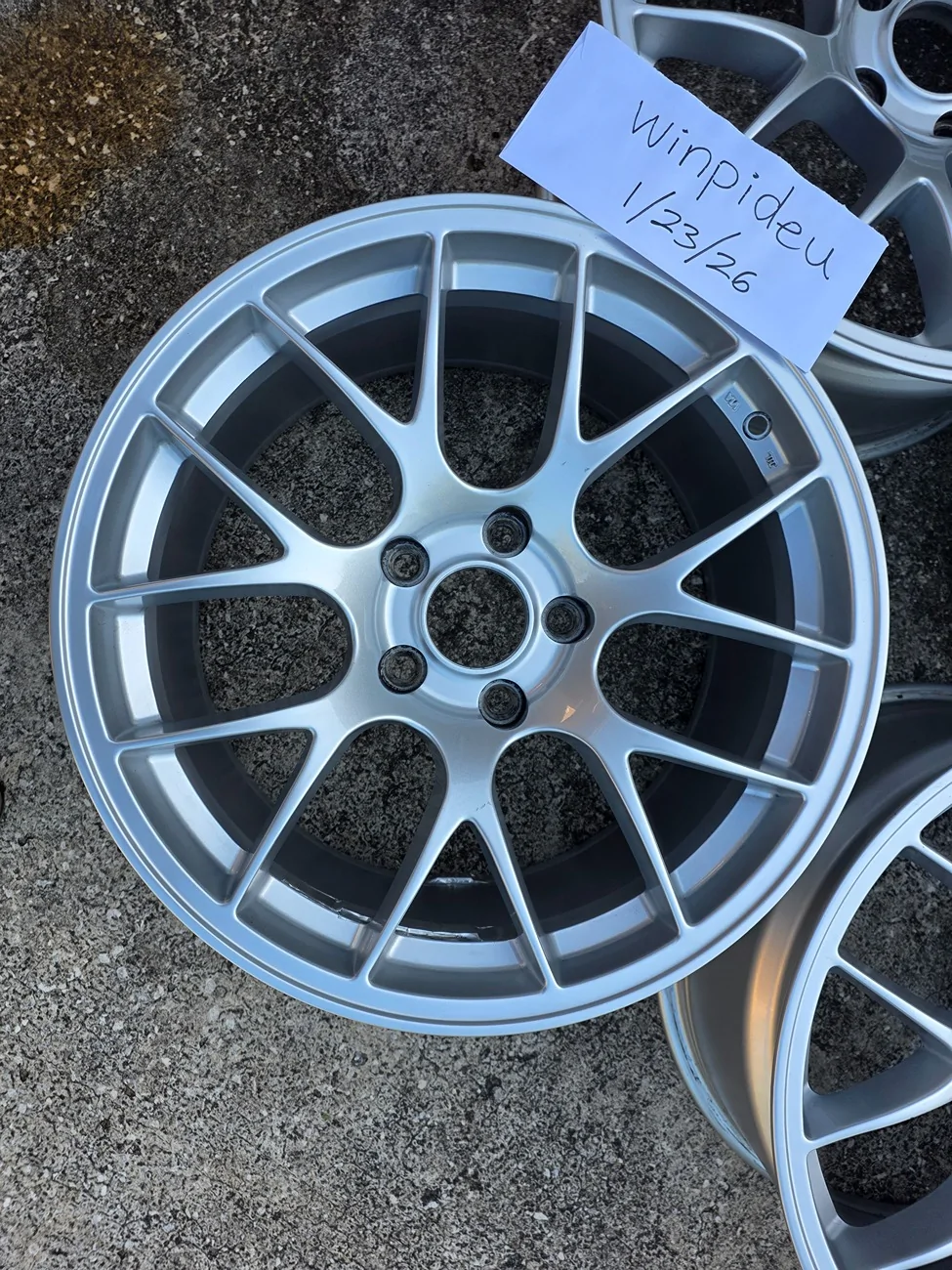 Acura Integra [FL] Apex EC-7 18x9.5 ET43 in Race Silver 20260123_152046