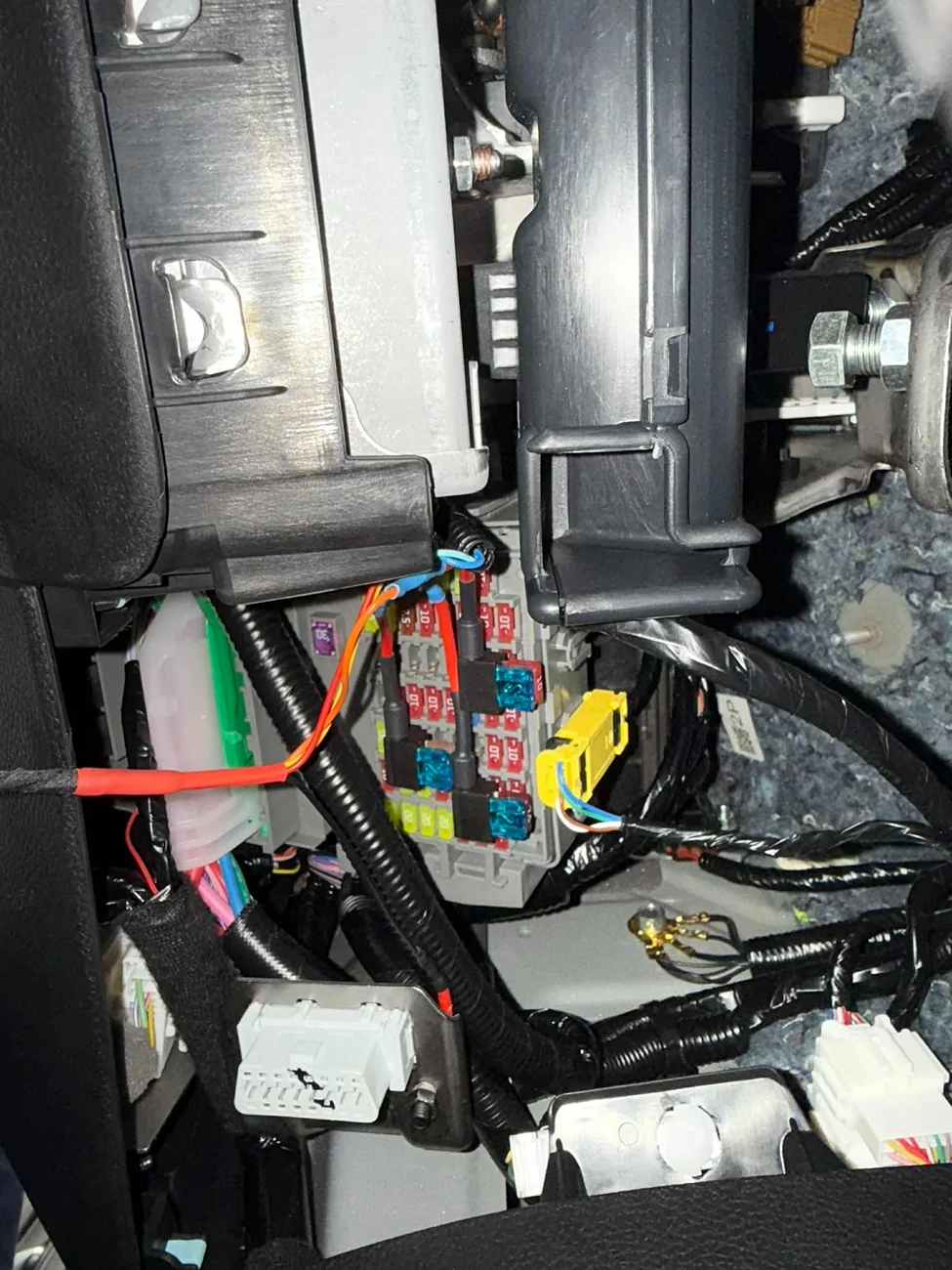 Acura Integra Integra Type-S / A-Spec Tech Gauge Pod – Limited Run Announcement 8 - Run Wires to Fuse Box