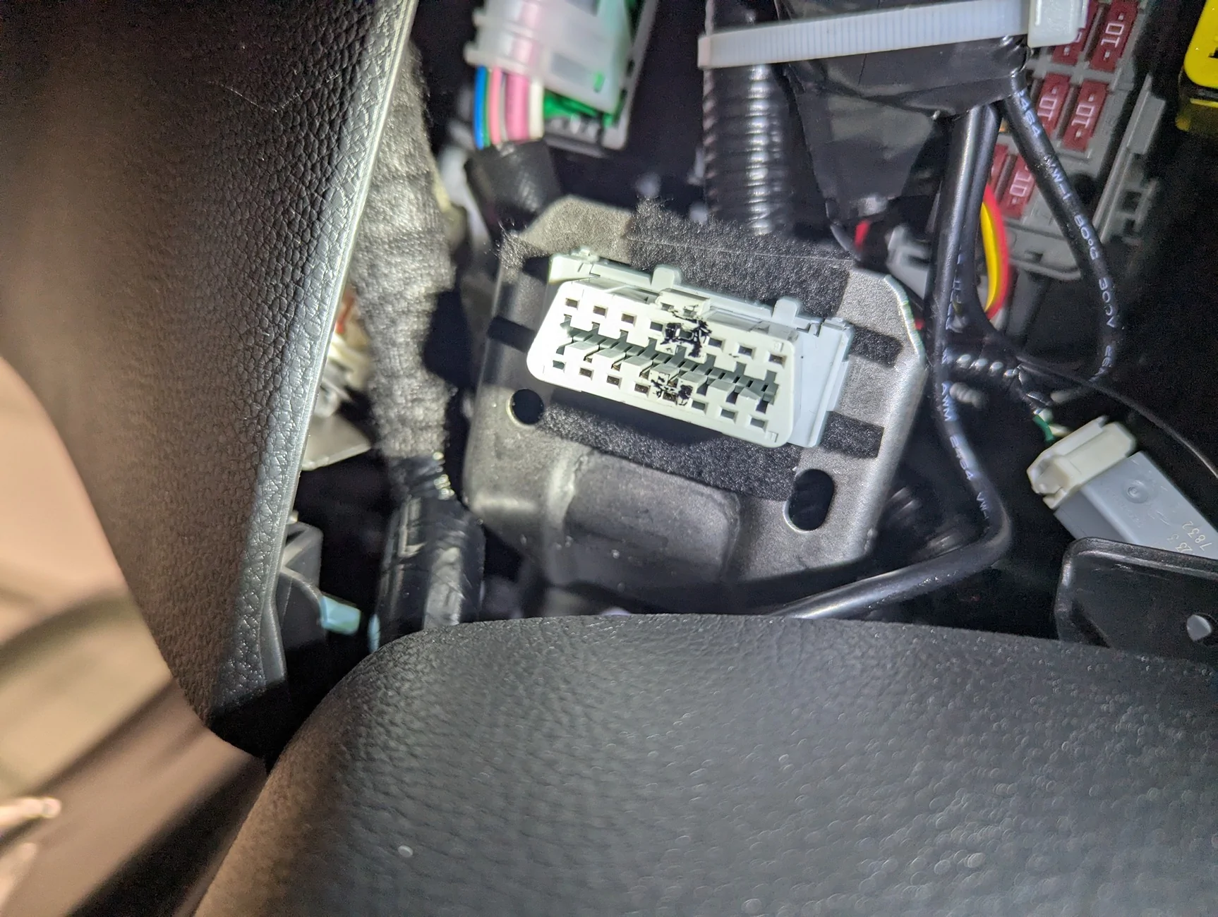 Acura Integra Documenting my rattles and squeaks, and how I fixed them PXL_20260125_015106957