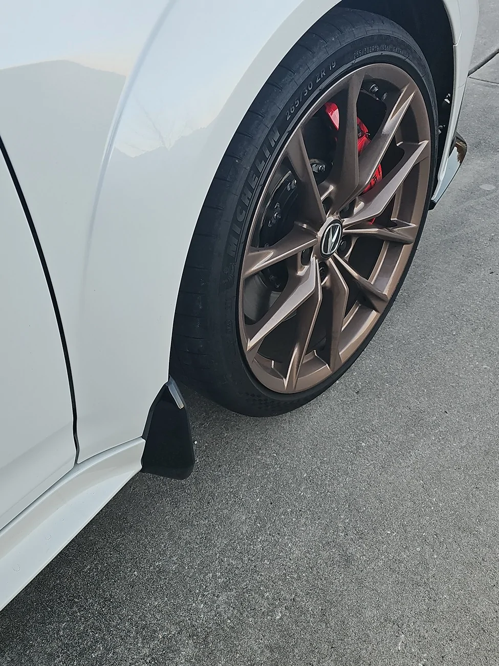 Acura Integra Copper wheels and black badges 8336